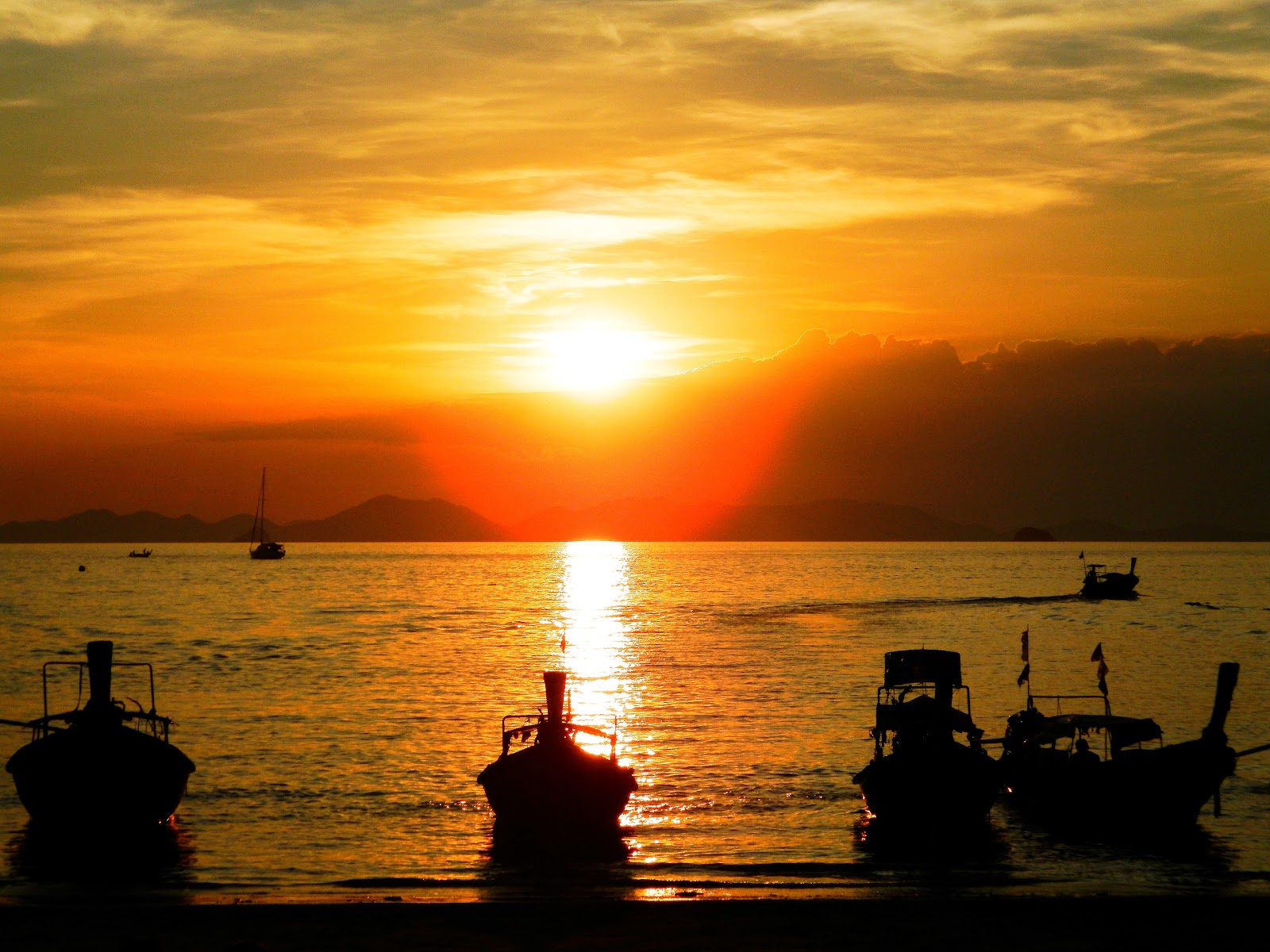 7 Islands Day Tour by Longtail Boat from Krabi
